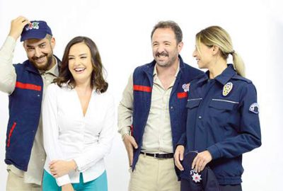 Güldürmeye geliyorlar