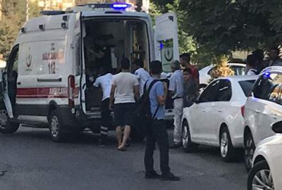 Öğrenci taşıyan servisçiler arasında kavga: Yaralılar var