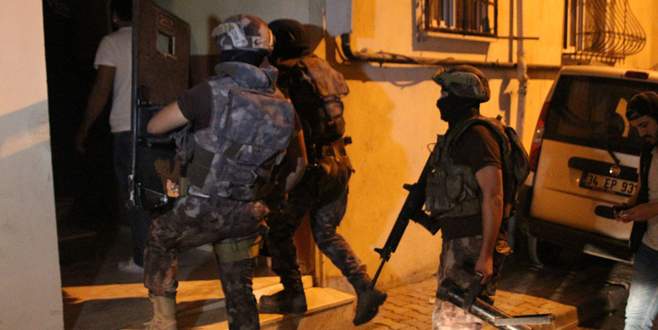 Şafak vakti uyuşturucu operasyonu: Çok sayıda gözaltı var