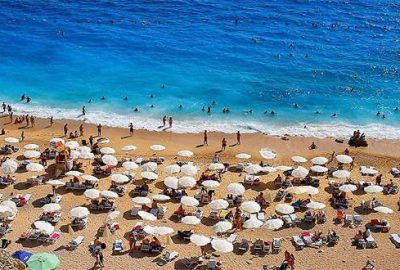 Rezervasyon yaptırmayan sokakta kalabilir