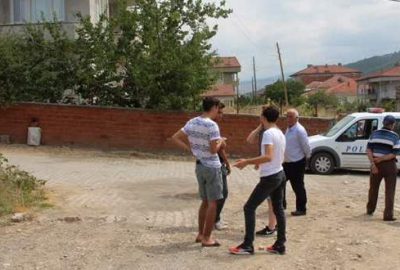 Polis memuru evinde ölü bulundu