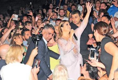 ‘Sağlığım elverdikçe şarkı söyleyeceğim’