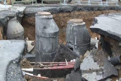 Sel 4 metrelik çukur açtı