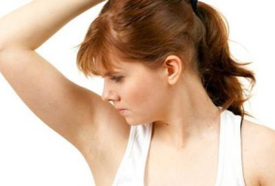 Kıyafetlerdeki ter lekeleri nasıl çıkar?