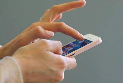 Artık ona sormadan adım atamıyoruz