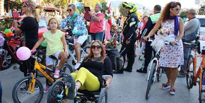 ‘Süslü Kadınlar’ caddeleri çiçeğe çevirecek