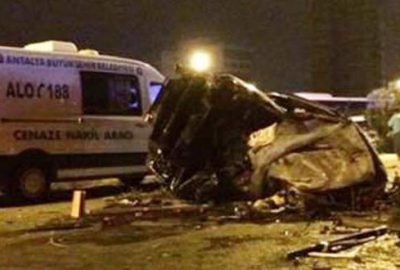 İki otomobil birbiriyle çarpıştı: 4 ölü