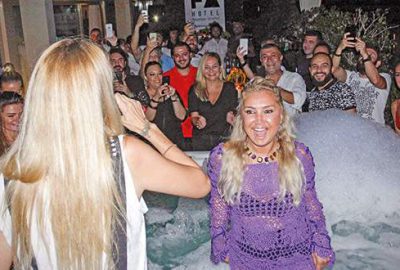 Jakuzide doğum günü