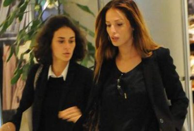 ‘Beni kıskanmaktan gebereceksin’