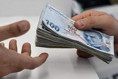 Çalışana elden ücret veren yandı