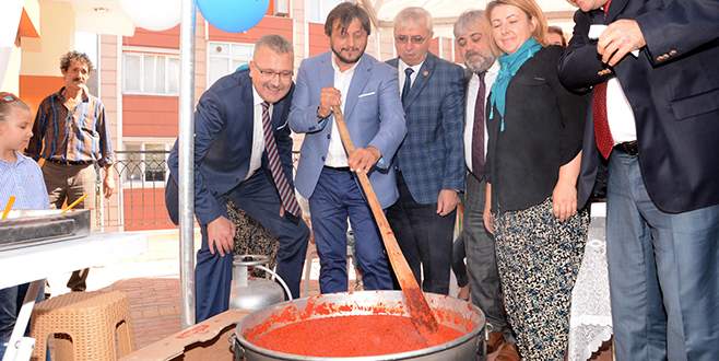 Bursa’nın domates gününden renkli görüntüler