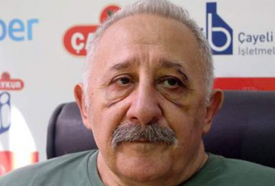 Kimliksiz ilaç vermeyen doktora darp