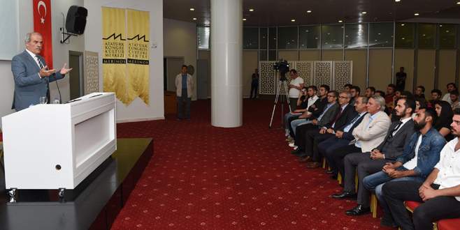 Altepe gençlerle tecrübelerini paylaştı