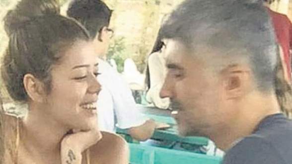 Özcan Deniz 20 yaş küçük sevgilisiyle evleniyor!