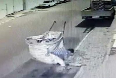 Yok artık dedirten hırsızlık kamerada