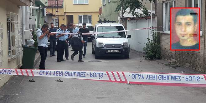 Eski sevgilisinin erkek arkadaşını öldürdü