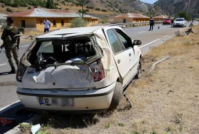 Bursa’ya dönüş yolunda kaza yaptılar