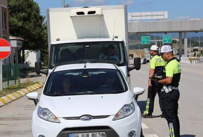 Tatilcilere ‘erken yola çıkın’ uyarısı