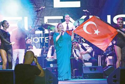 Eşimin ayağını yıkarım