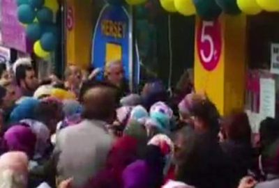 İndirim izdihama yol açtı!