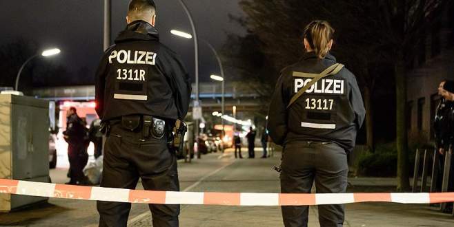 Almanya’da bıçaklı saldırıda çok sayıda kişi yaralandı