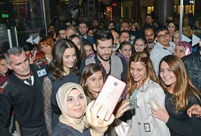 Eşimden ayrı kalamam