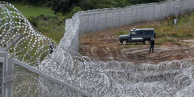 Bulgaristan-Türkiye sınırındaki tel örgü stratejik yapı oldu