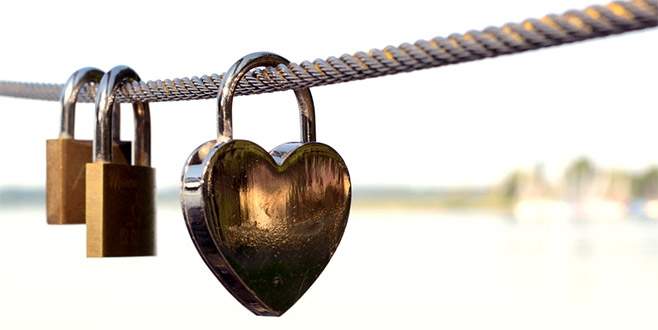 Bilim aşkta sadakatin sırrını çözdü Bilim aşkta sadakatin sırrını çözdü