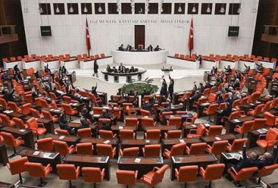 ‘Müftülere nikah yetkisi’ Meclis’ten geçti