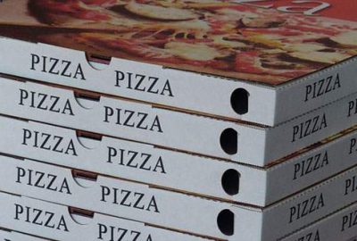 Pizza zincirinde seks yapan çifte sokağa çıkma yasağı