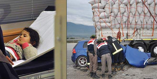 Saman yüklü TIR’ın altına girdi: 1 ölü, 3’ü çocuk 5 yaralı