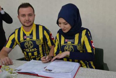 Nikah masasına Ankaragücü formasıyla oturdular