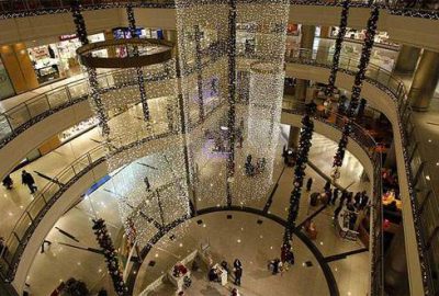 AVM’ler çifte bayram yaptı