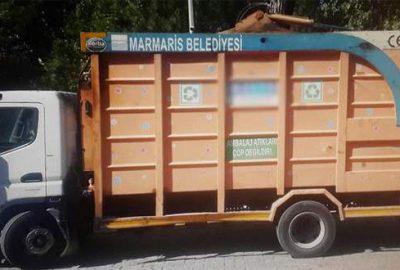 Kaçak göçmenler çöp kamyonunda yakalandı