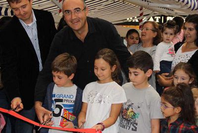 Bu oyuncaklar tablet ve bilgisayarlara meydan okuyor