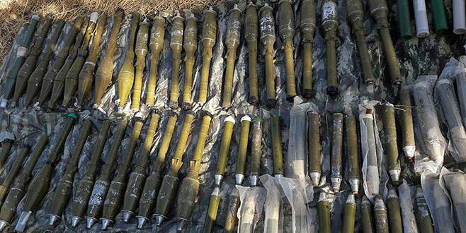 Diyarbakır’da 105 roketatar mühimmatı ele geçirildi