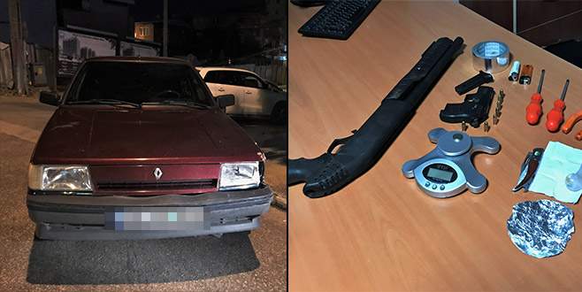 Dur ihtarı yapılan aracın motorundan çıktılar