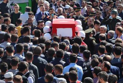 Hakkari şehitlerine gözyaşlarıyla veda