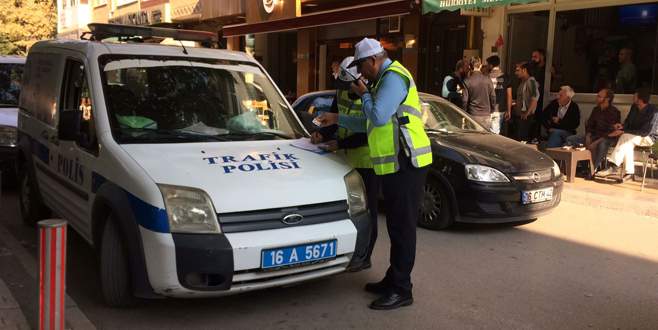 Bursa’da okul önlerinde polis denetimi