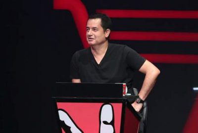 O Ses’te Sibel Can’la birlikte başka bir jürinin daha üstünü çizdi