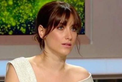 Hazal Kaya’ya set baskını!