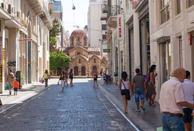 Yunanistan gittikçe küçülüyor