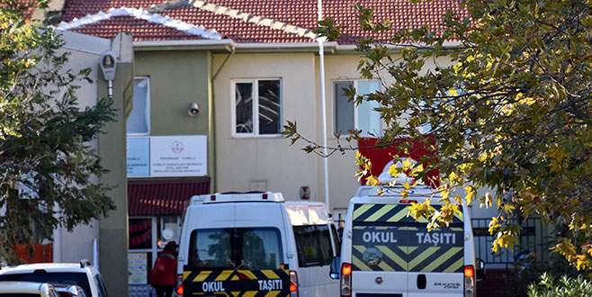 7 yaşındaki işitme engelli öğrenci, serviste 6 saat unutuldu