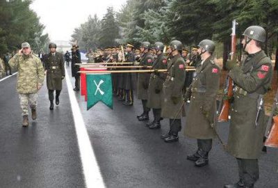 Komutanlardan Diyarbakır’daki birliklerde inceleme