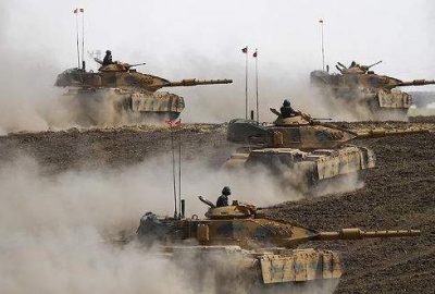 Türk ve Irak askerleri Halil İbrahim Sınır Kapısı’nda