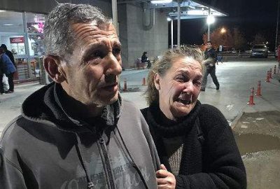 Çocuklarının evden attığı çift hastaneye sığındı