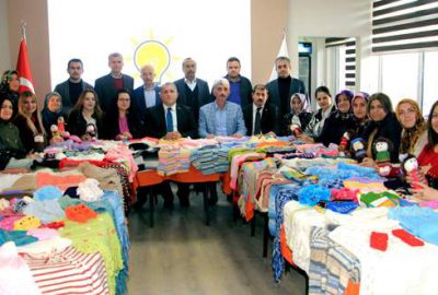 Kadınlardan dostluk eli