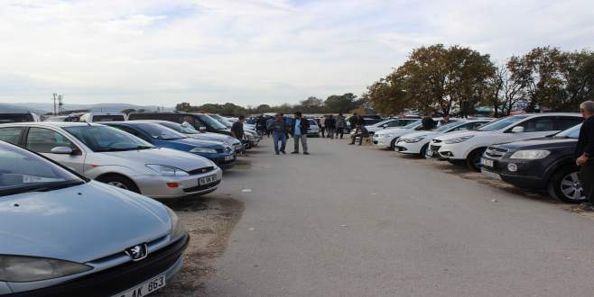 Akaryakıt zamları Bursa’da ikinci el otomobil satışlarını da vurdu