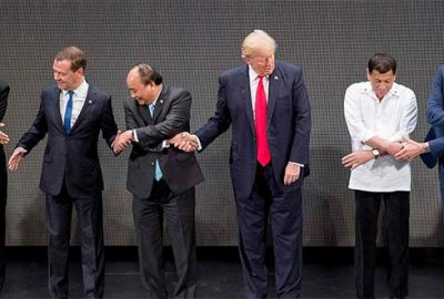 Duterte, Trump için ‘aşk şarkısı’ söyledi