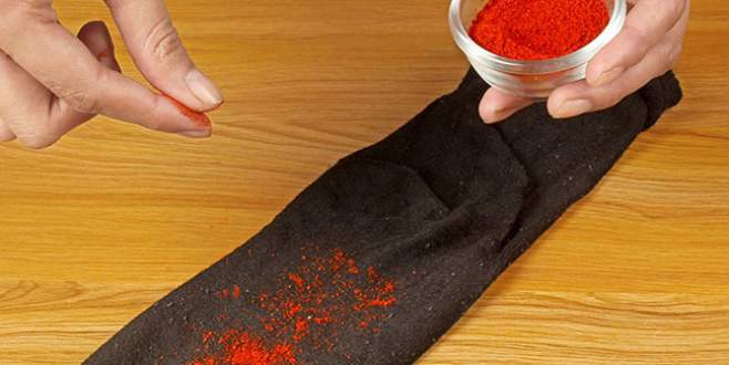 Çorabınıza acı biber dökerseniz…